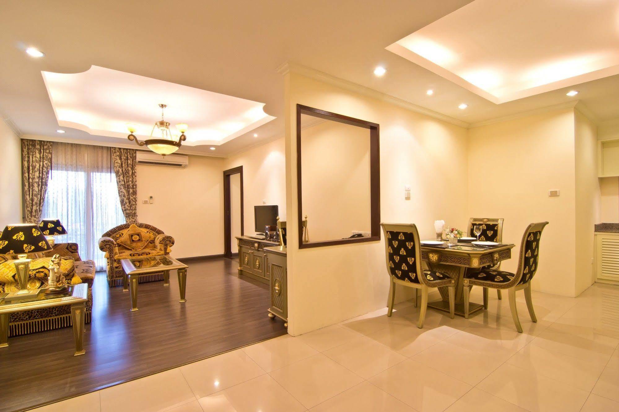 Lk Royal Suite Pattaya Εξωτερικό φωτογραφία