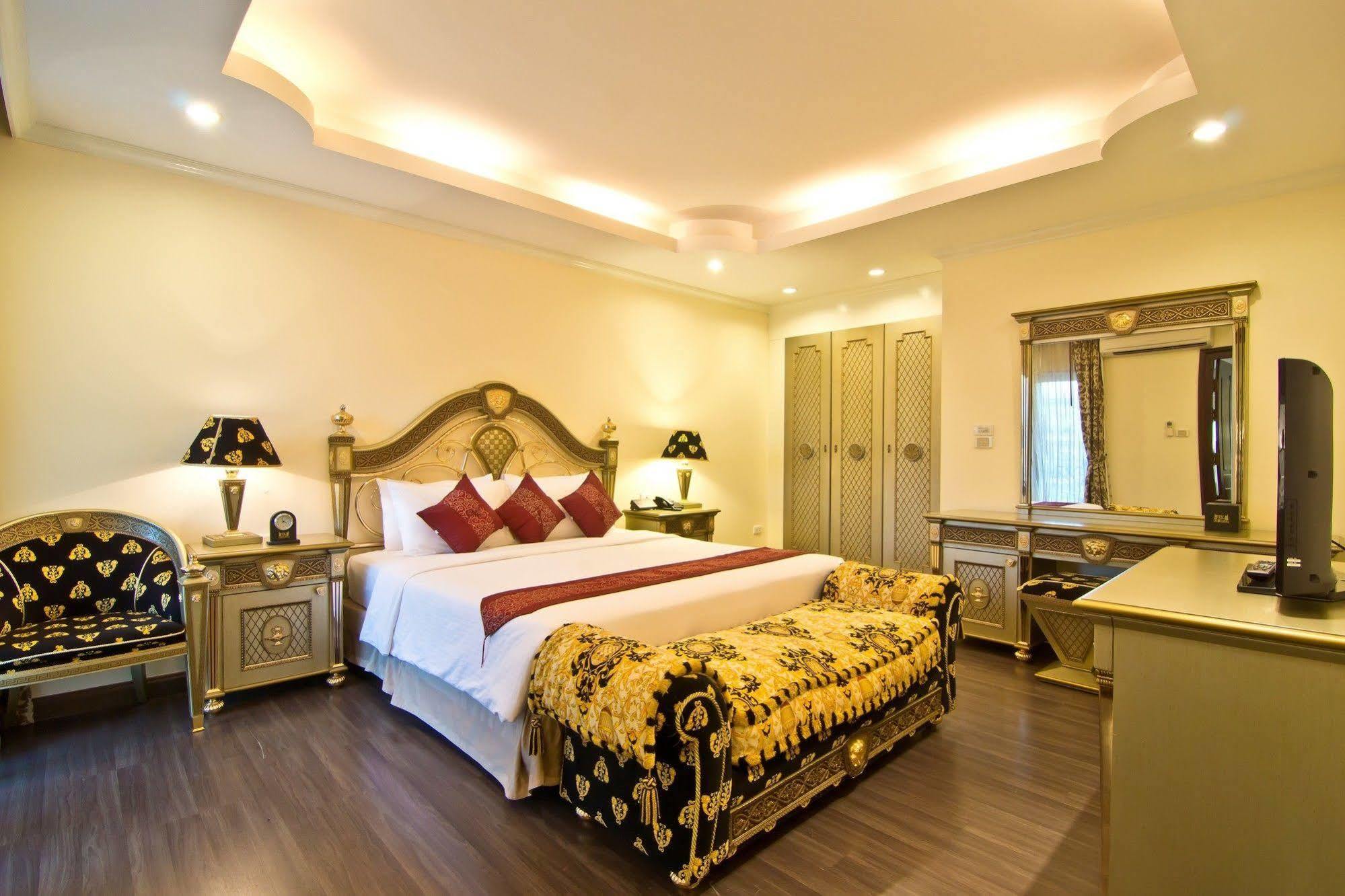 Lk Royal Suite Pattaya Εξωτερικό φωτογραφία